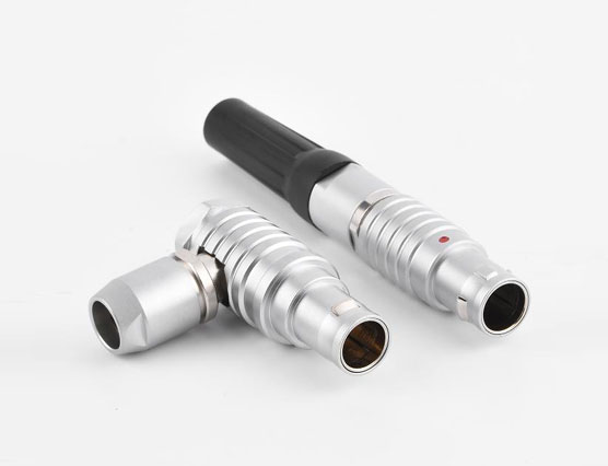 推拉自鎖連接器有哪些特點？